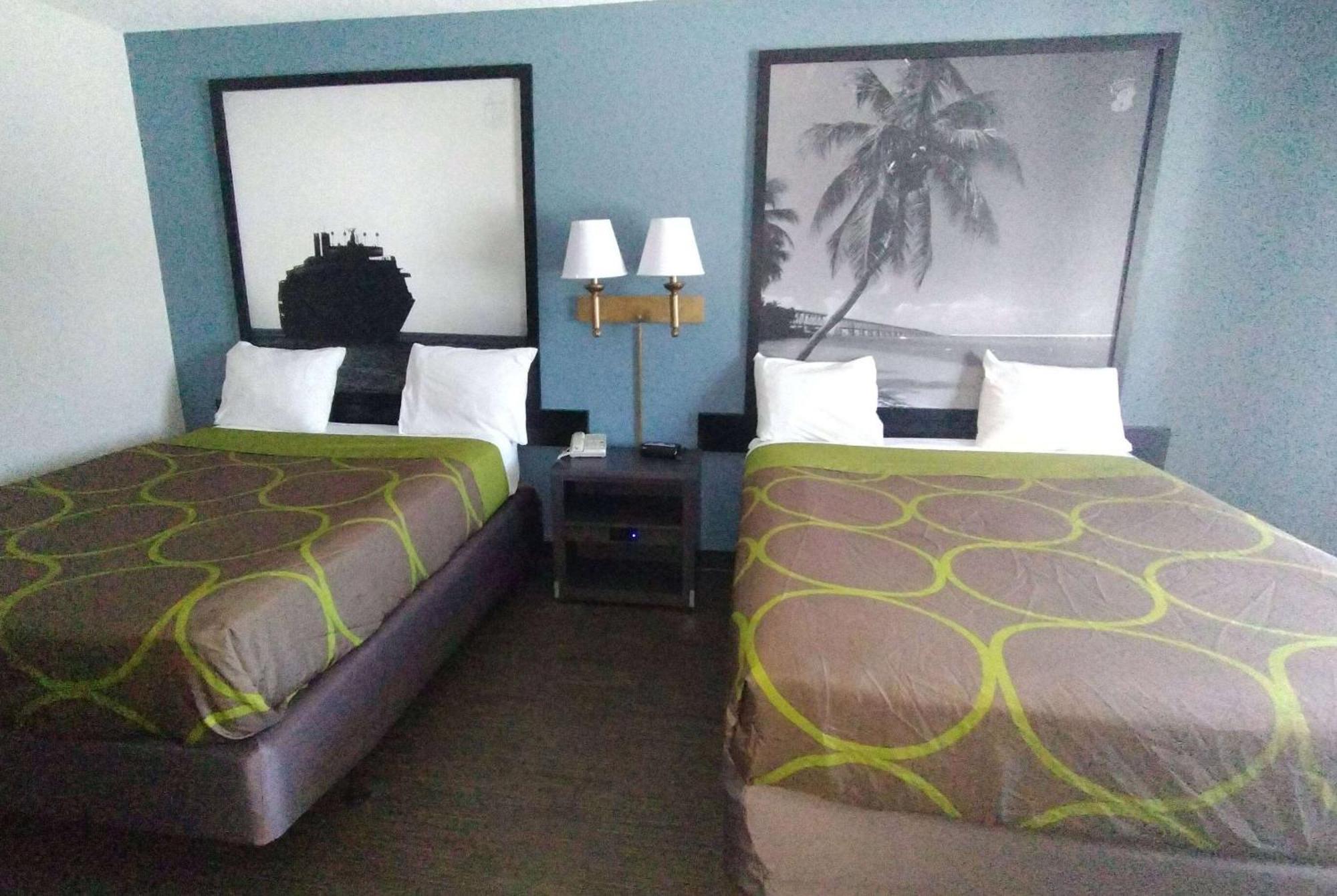 Super 8 Motel By Wyndham Near Fort Lauderdale Arpt Dania Beach Exteriér fotografie